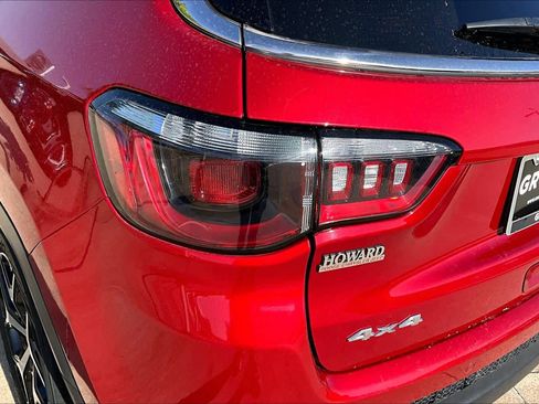 Used 2025 Jeep Compass Limited AWD/4WD image 28