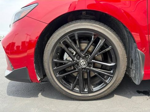 Certified 2025 Toyota Camry SE FWD image 9
