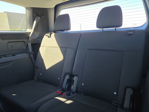 New 2025 Hyundai Santa Fe SE image 11