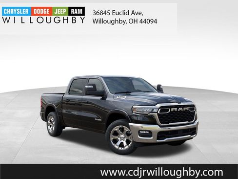 New 2026 RAM 1500 4x4 Crew Cab image 5