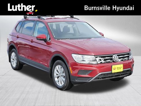 Used 2018 Volkswagen Tiguan S image 1
