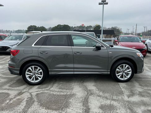 Certified 2025 Audi Q3 2.0T Premium w/ Convenience Package image 4