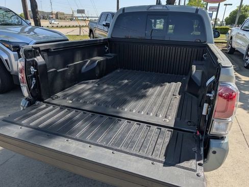 Used 2023 Toyota Tacoma TRD Sport w/ Advanced Technology Package image 26