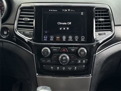 Used 2019 Jeep Grand Cherokee Limited w/ Luxury Group II image 16