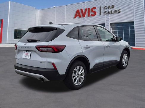 Used 2025 Ford Escape Active AWD/4WD image 6