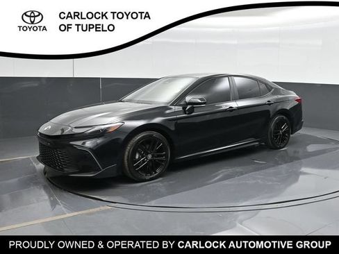 Used 2026 Toyota Camry SE w/ Multimedia Upgrade Package FWD image 9