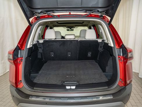 Certified 2023 Nissan Rogue SV w/ SV Premium Package image 5