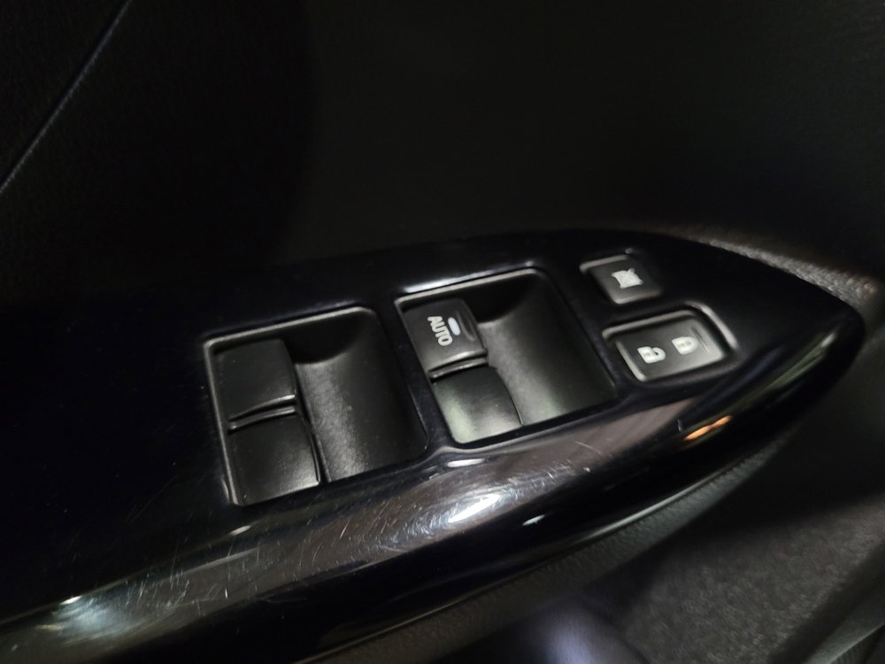 Used 2019 Mitsubishi Eclipse Cross LE AWD/4WD image 27