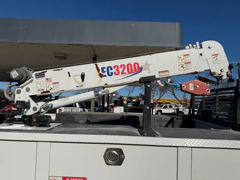 Used 2018 Ford F350 XL w/ Power Equipment Group image 14