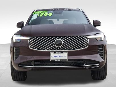 New 2025 Volvo XC90 B6 Core w/ Climate Package