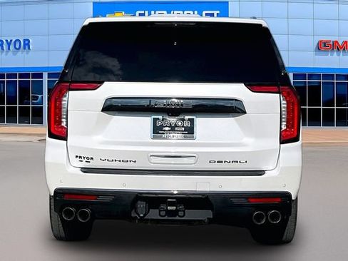 Used 2024 GMC Yukon Denali Ultimate AWD/4WD image 6