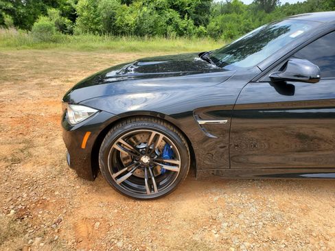 Used 2015 BMW M4 Coupe RWD image 18
