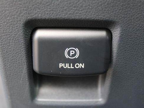 Used 2024 Ford F150 XLT w/ Equipment Group 302A MID image 30