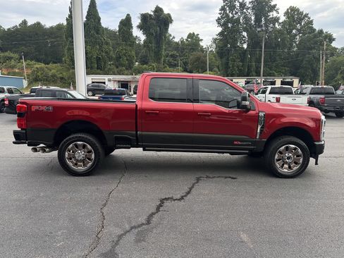 Used 2025 Ford F350 King Ranch w/ FX4 Off-Road Package AWD/4WD image 5