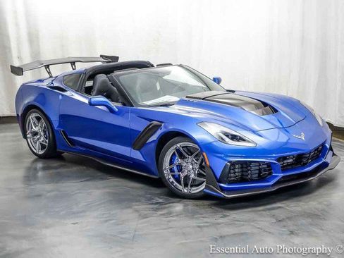 Used 2019 Chevrolet Corvette ZR1 RWD image 1
