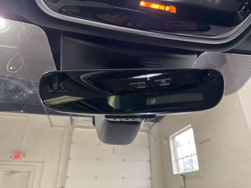 Used 2017 Land Rover Range Rover HSE image 29