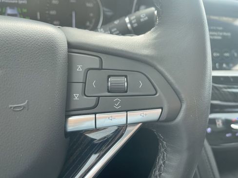 Certified 2024 Cadillac XT6 Premium Luxury w/ LPO, Floor Liner Package AWD/4WD image 22