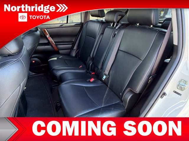Used 2012 Toyota Highlander Limited w/ Tow Pkg FWD image 7
