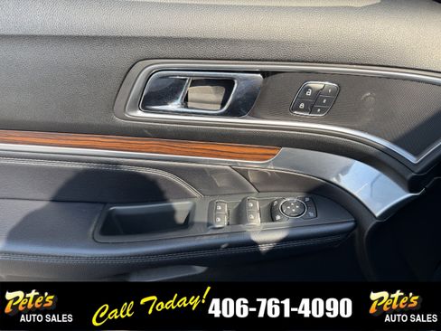 Used 2018 Ford Explorer Limited AWD/4WD image 42