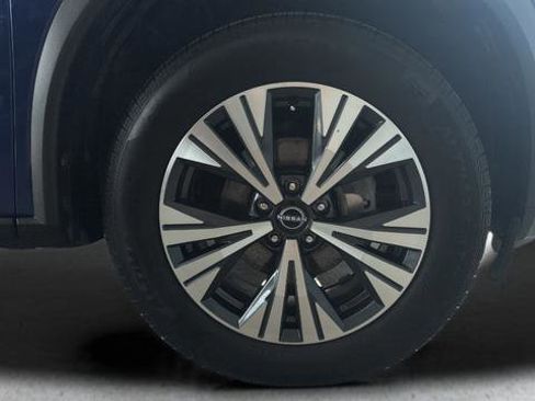 Used 2023 Nissan Rogue SV AWD/4WD image 37