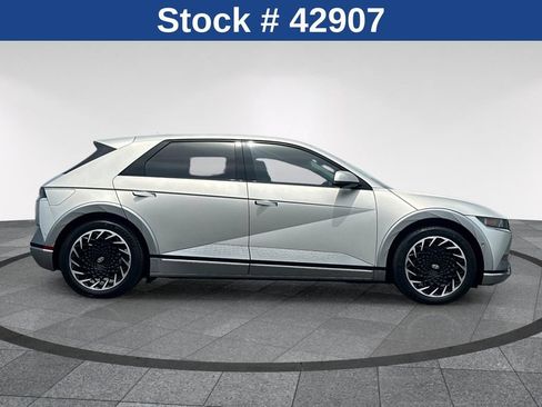 Used 2023 Hyundai Ioniq 5 Limited AWD/4WD image 4