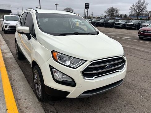 Used 2022 Ford EcoSport Titanium image 3