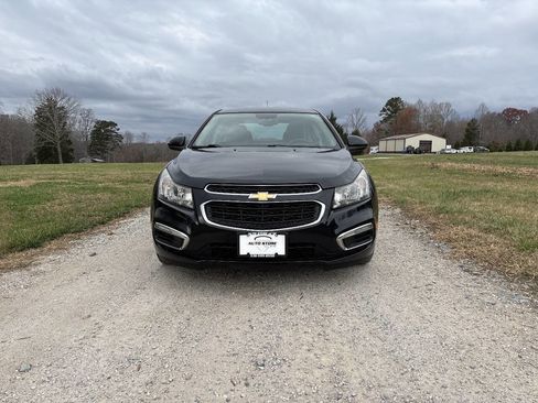 Used 2016 Chevrolet Cruze LT image 3