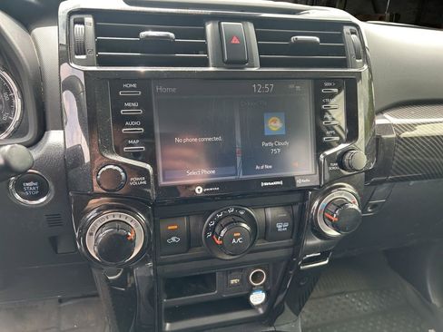 Used 2021 Toyota 4Runner TRD Off-Road Premium w/ Moonroof Package AWD/4WD image 24