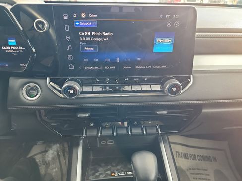 Used 2024 Chevrolet Colorado LT w/ LT Convenience Package II image 13