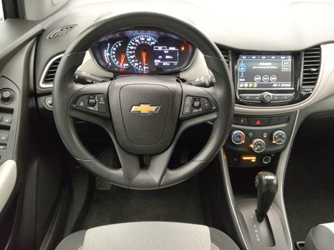 Used 2019 Chevrolet Trax LS w/ Tint and Cruise Package FWD image 22
