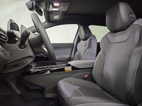 New 2026 Volkswagen ID.4 Pro S Plus image 16