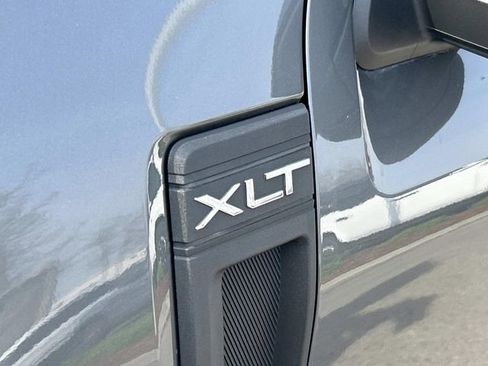 Used 2025 Ford Maverick XLT image 10