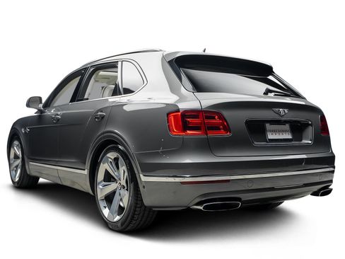 Used 2018 Bentley Bentayga AWD/4WD image 10