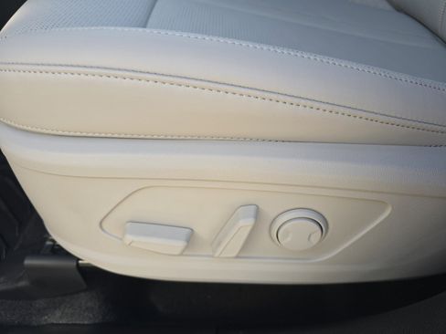 New 2026 Kia Sorento S image 5