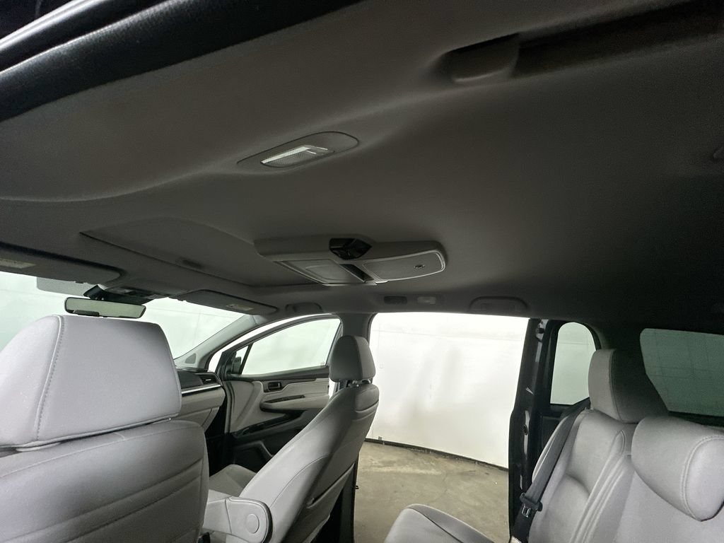 Used 2019 Honda Odyssey Elite image 15
