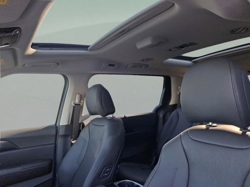 New 2026 Kia Carnival SX FWD image 27