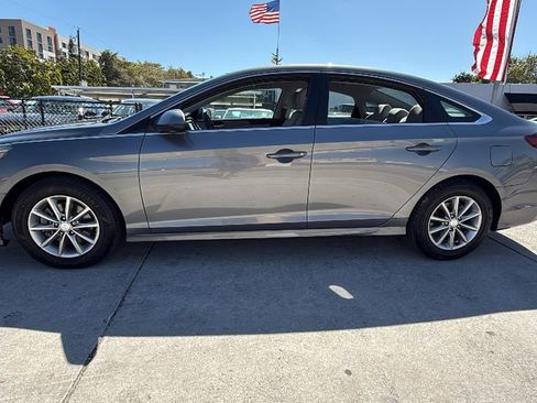 Used 2018 Hyundai Sonata SE image 11
