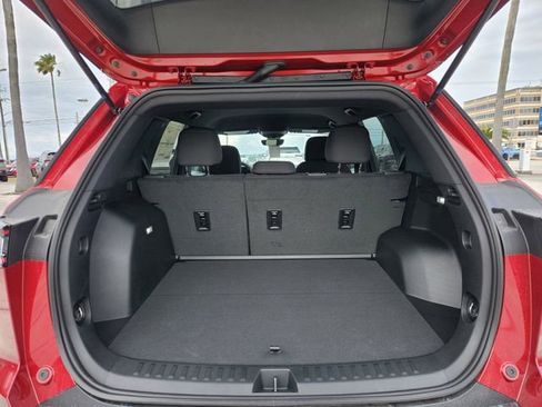 New 2026 Chevrolet Equinox LT w/ Safety and Technology Package FWD image 6