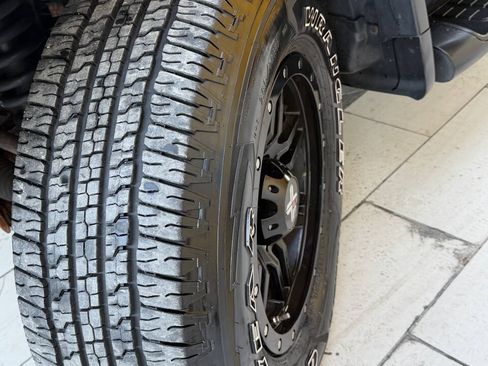Used 2010 Toyota FJ Cruiser 4WD image 9