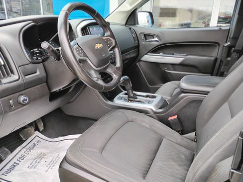Used 2021 Chevrolet Colorado LT w/ Fleet Safety Package image 10