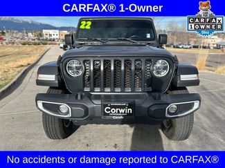 Used 2022 Jeep Gladiator Sport AWD/4WD video 2