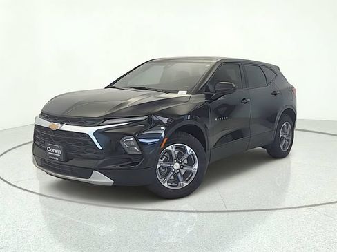Used 2025 Chevrolet Blazer LT AWD/4WD image 1