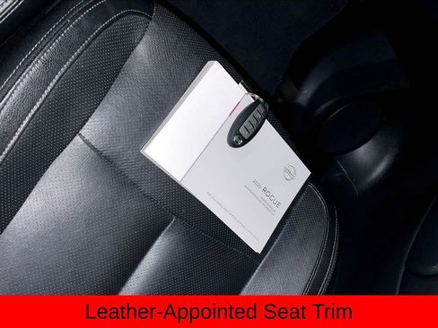 Used 2020 Nissan Rogue SL image 14