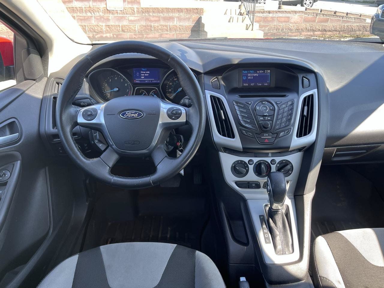 Used 2014 Ford Focus SE w/ SE Sport Package FWD image 23