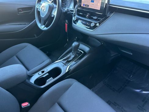 Certified 2024 Toyota Corolla LE FWD image 17