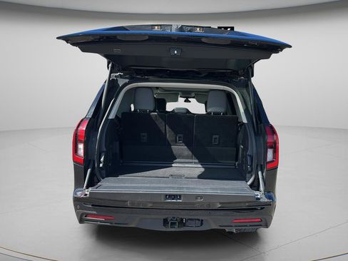 Certified 2025 Ford Expedition Active AWD/4WD image 11