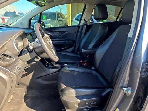 Used 2020 Buick Encore Preferred image 8