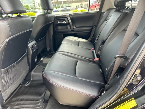 Certified 2021 Toyota 4Runner Venture w/ Moonroof Package AWD/4WD image 29