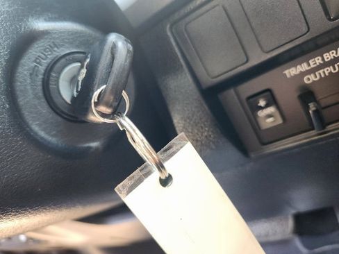 Used 2021 Toyota Tundra SR5 image 20