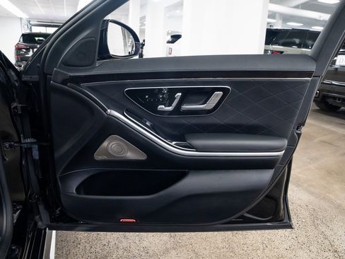 Used 2022 Mercedes-Benz S 580 4MATIC Sedan image 26